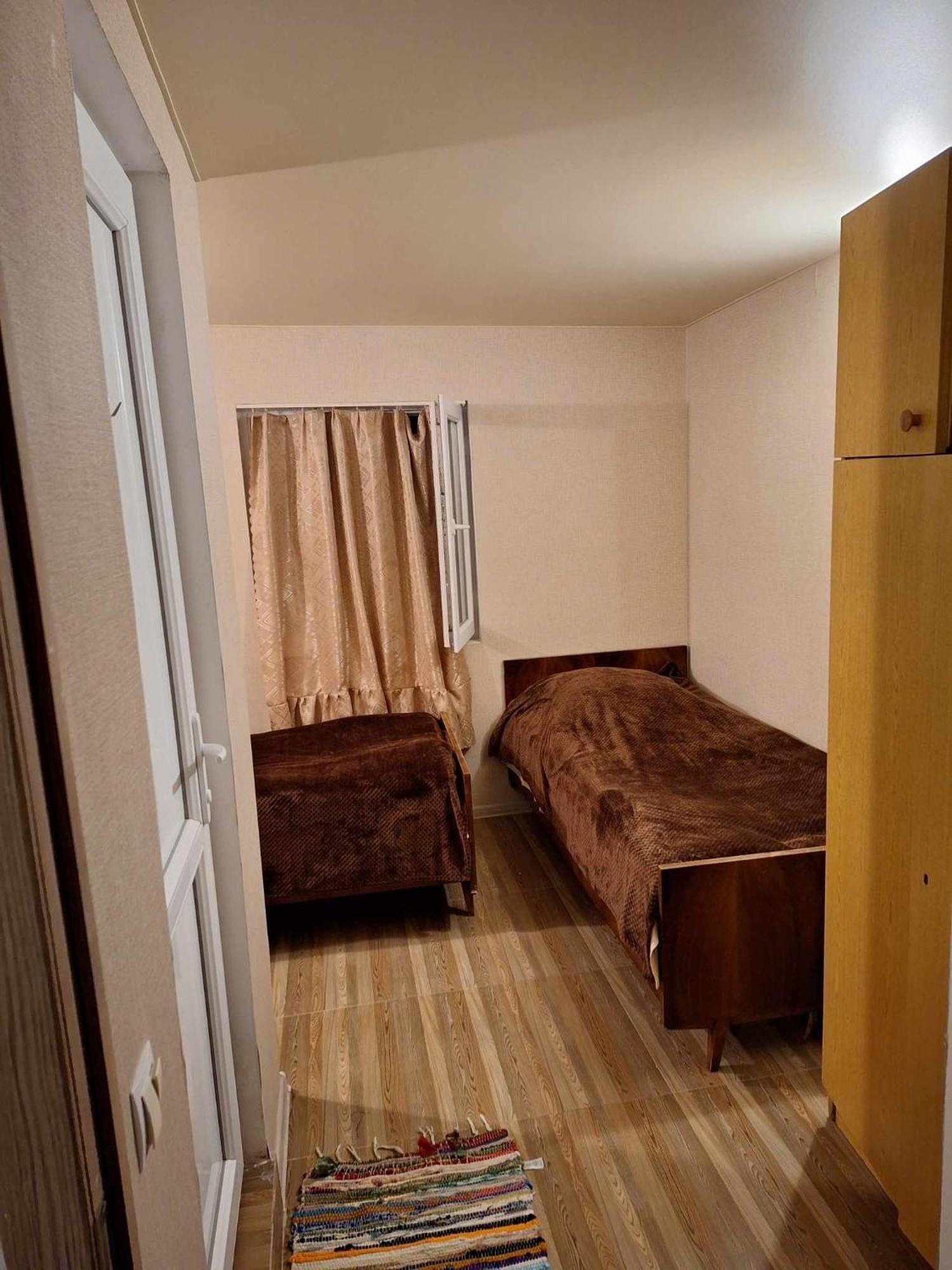 Lux-2-Or-1- Persons Irodion Evdoshvili Street #15 Kutaisi Eksteriør billede