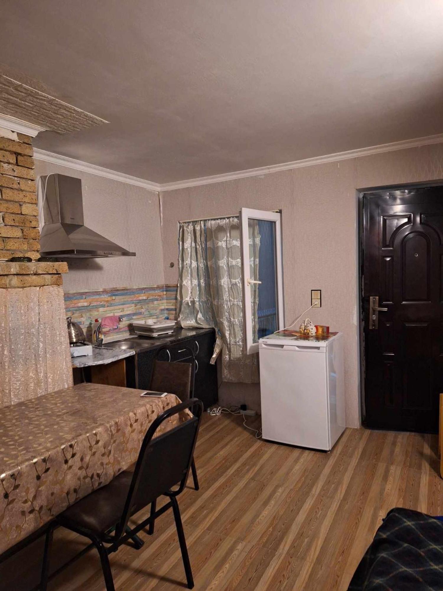 Lux-2-Or-1- Persons Irodion Evdoshvili Street #15 Kutaisi Eksteriør billede